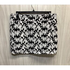 MARIO SERRANI Women's (Size XL) Black & White Floral Skort Stretch Italy
